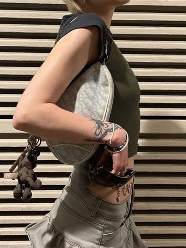 Lettering Racing Raglan Sleeve Cropped Top - Image 13