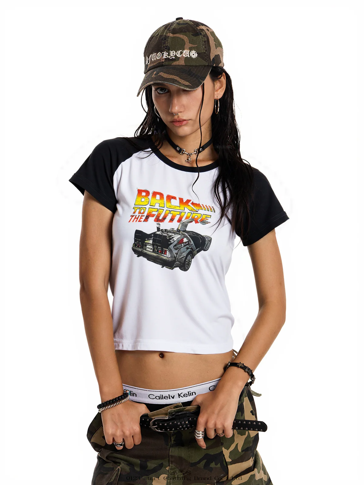 Lettering Racing Raglan Sleeve Cropped Top - Image 3