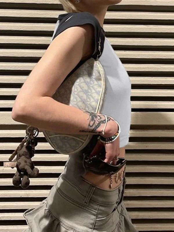 Lettering Racing Raglan Sleeve Cropped Top - Image 7