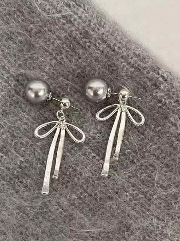Long Pearl Bow Earring - Image 3